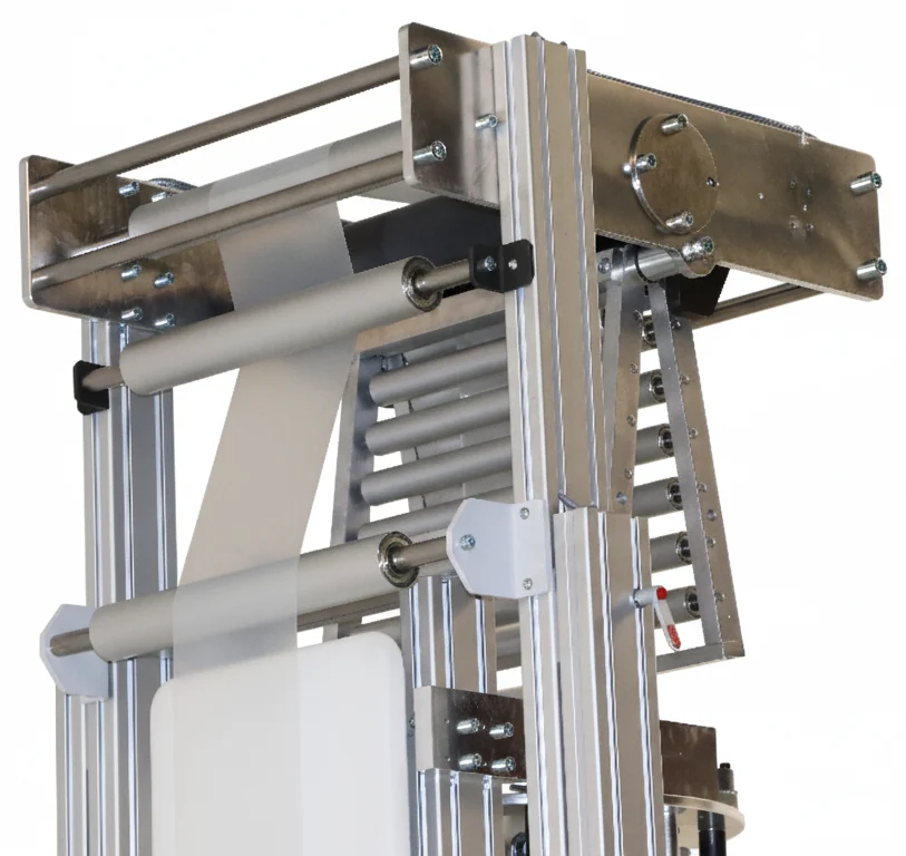 Adjustable calibrating basket for stabilising blown film bubbles