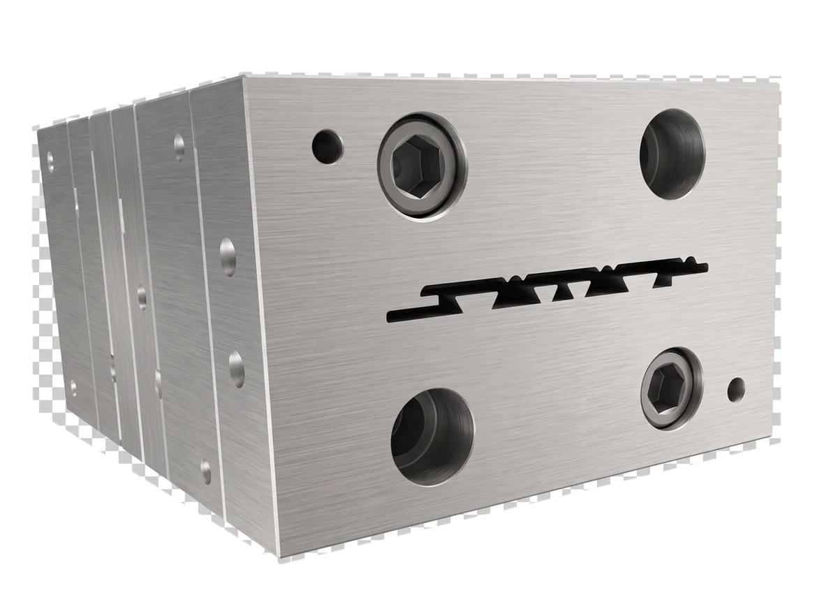 Die head for plastic profile extrusion