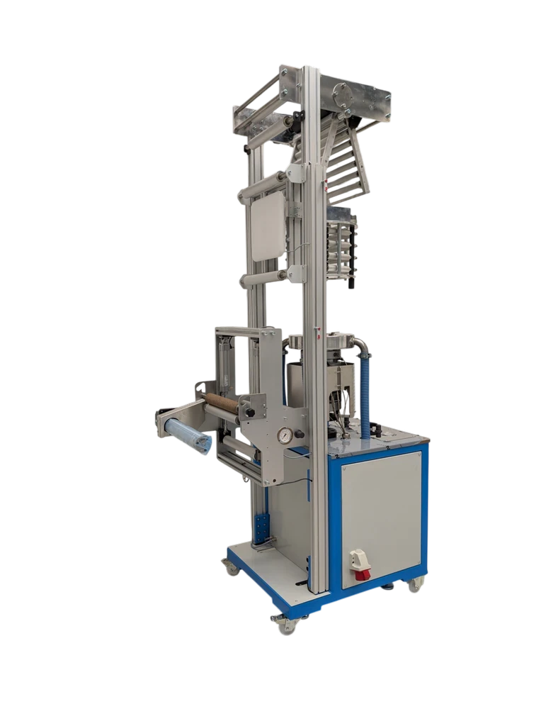 Laboratory blown film take-off and winder module for the MULTI-X extruder