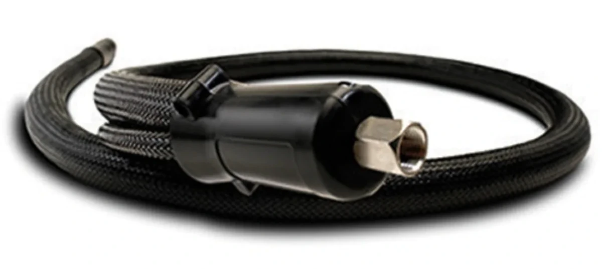 Heated extrusion hose for transferring polymer melt from a MULTI-X extruder