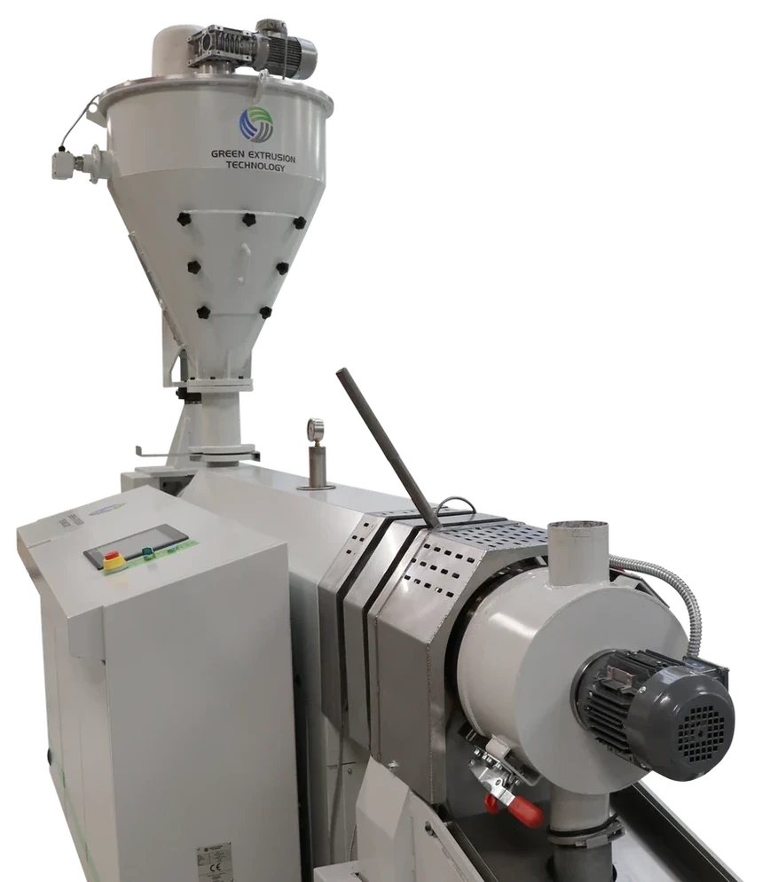 Green REC repelletizing extruder and material feeder